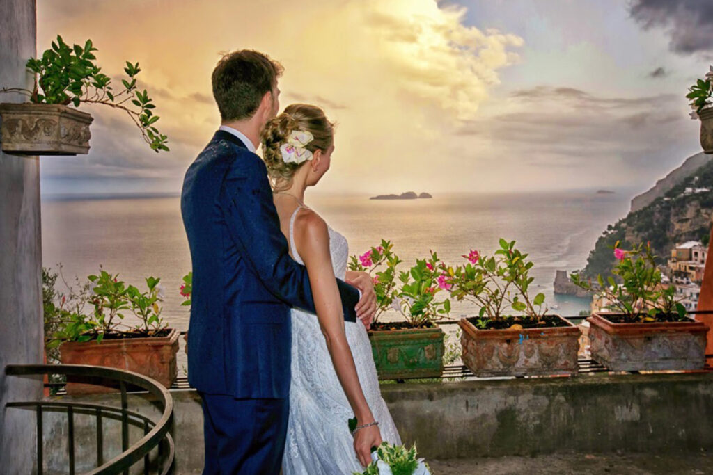 Elope to Capri