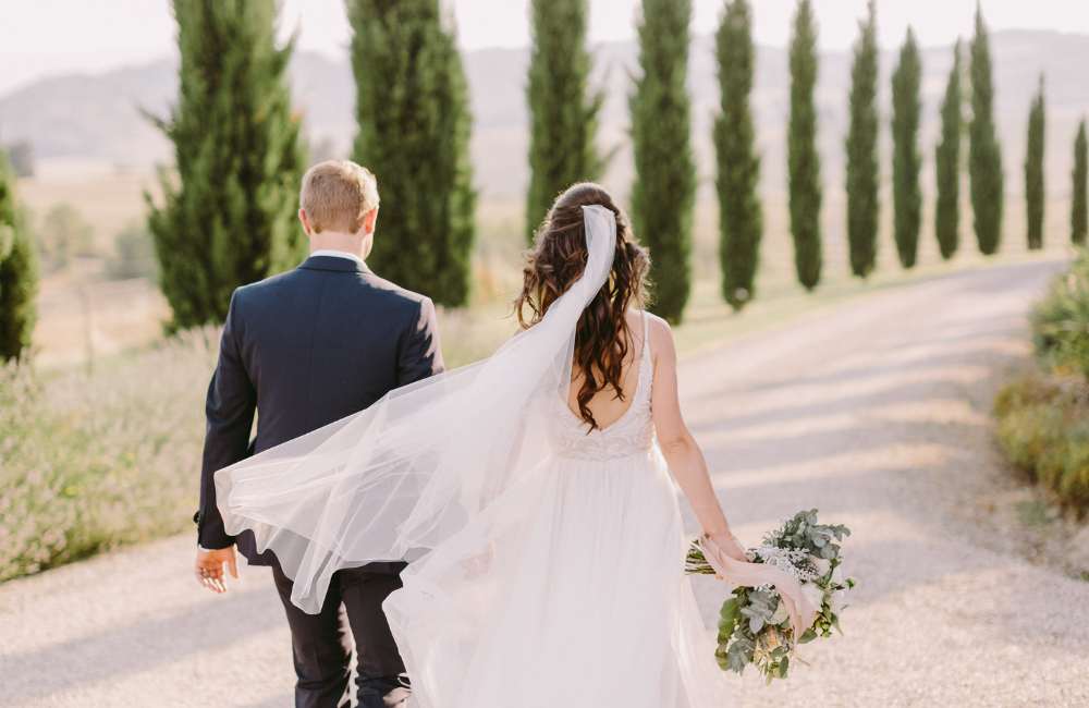 Elope in Tuscany