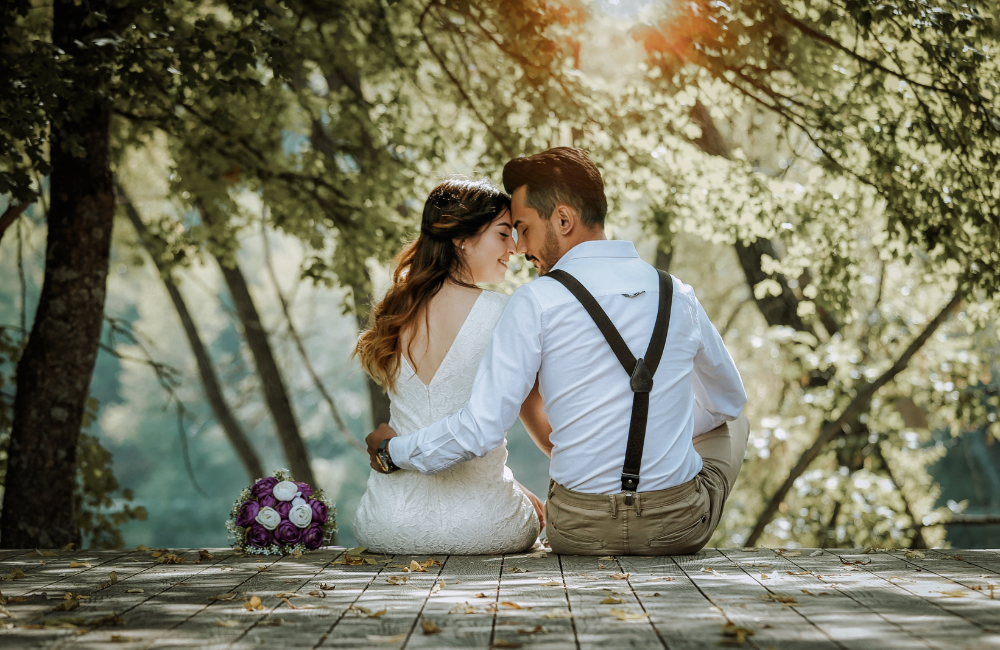 wedding couple outdoors