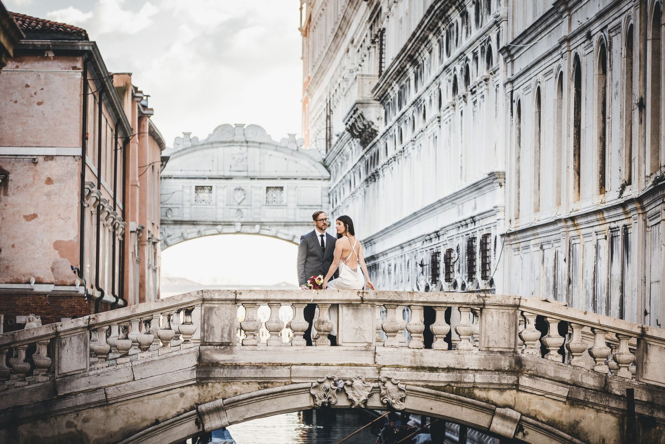 Civil Ceremony in Venice ponte dei sospiri